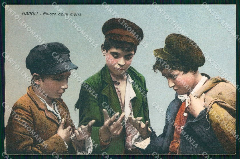 Napoli Città Costumi Gioco Morra Scugnizzi cartolina MX6909 – fronte