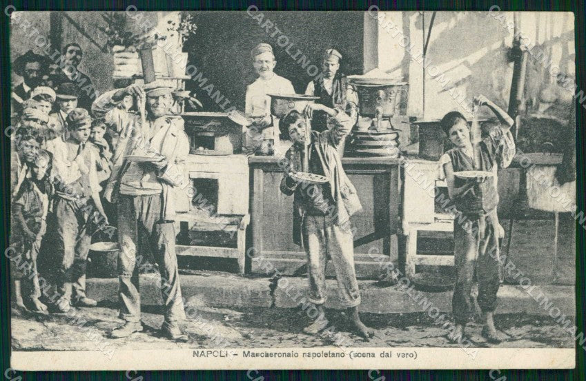 Napoli Città Costumi Maccheronaio cartolina MX7037 – fronte
