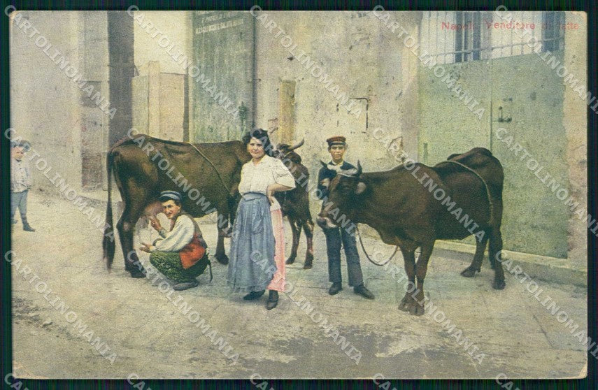 Napoli Città Costumi Venditore Latte cartolina MX7119 – fronte