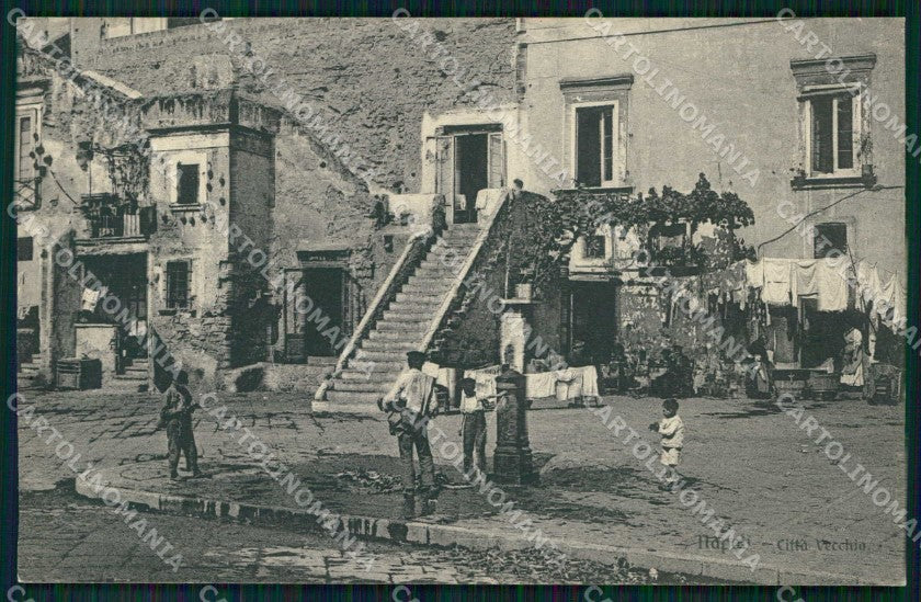 Napoli Città Vecchio Rione Brunner 10694 cartolina MX7189 – fronte