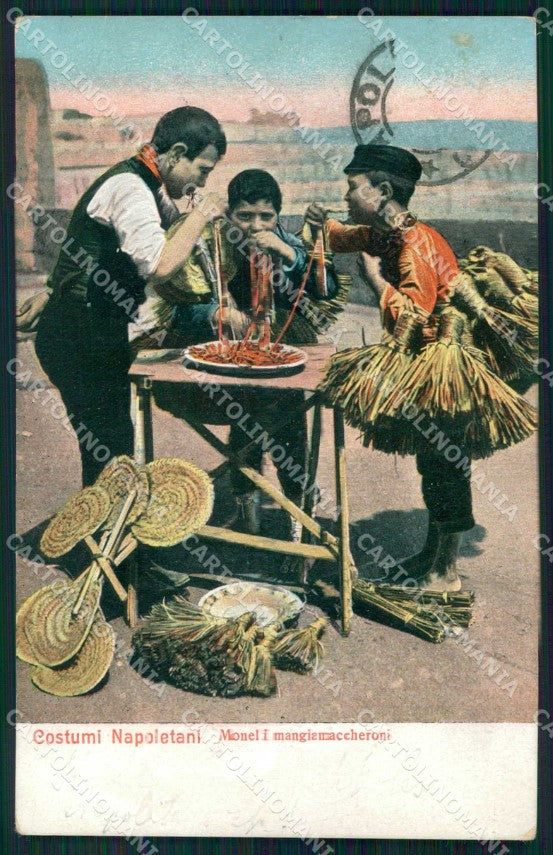Napoli Città Costumi Monelli Mangia Maccheroni Ragozino 2780 cartolina MX7371 – fronte