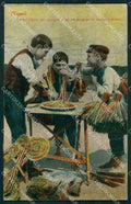 Napoli Città Costumi Mangia Maccheroni Venditori Scope cartolina MX7711 – fronte