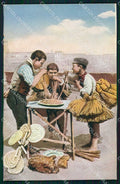 Napoli Città Costumi Mangia Maccheroni Venditori Scope cartolina MX7729 – fronte