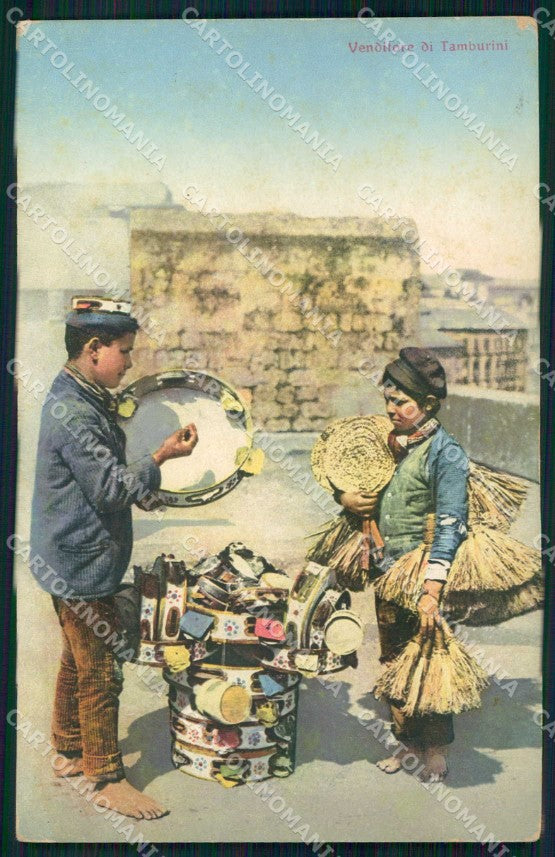Napoli Città Costumi Venditore Tamburini cartolina MX7758 – fronte