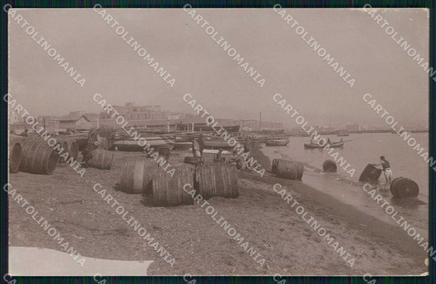 Napoli Città Barili Spiaggia Foto cartolina MX7828 – fronte