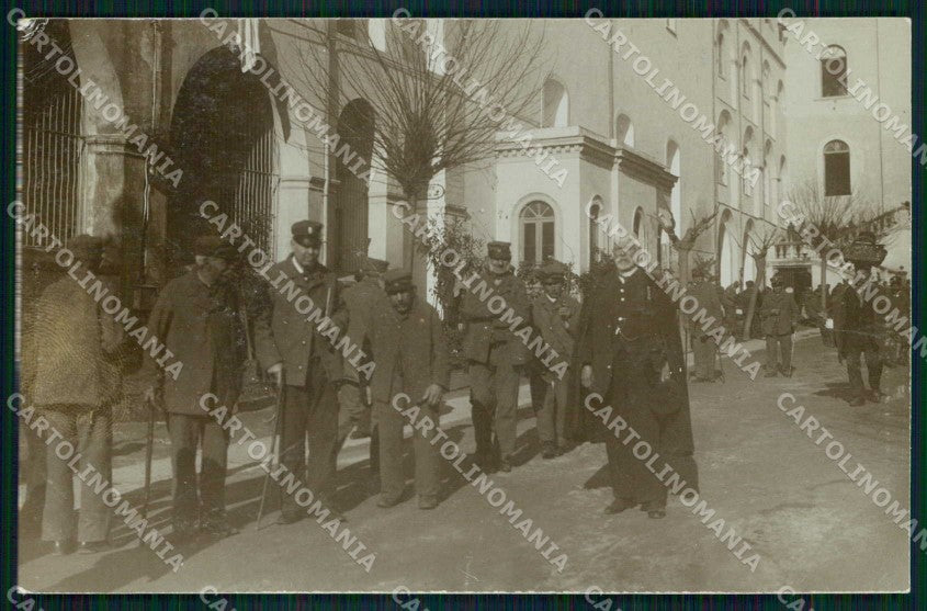 Napoli Città Uomini Divisa Reduci Foto cartolina MX7873 – fronte
