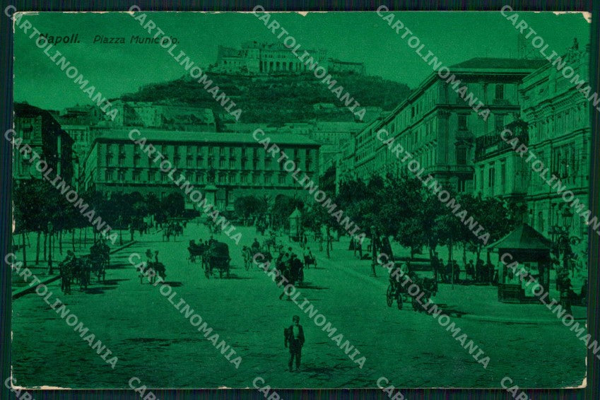 Napoli Città Piazza Municipio Chiosco Foto cartolina MX7937 – fronte