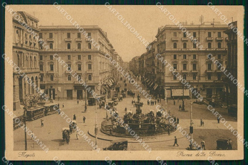 Napoli Città Piazza Borsa Tram cartolina MX7950 – fronte