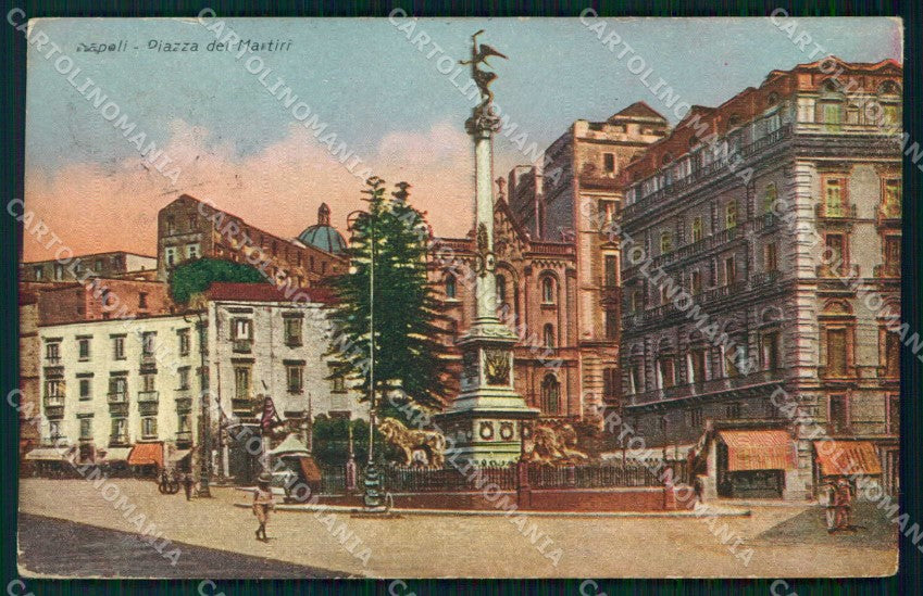 Napoli Città Piazza dei Martiri cartolina MX7985 – fronte