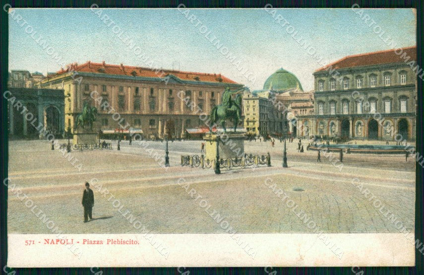 Napoli Città Piazza Plebiscito PIEGHE Richter 571 cartolina MX8059 – fronte