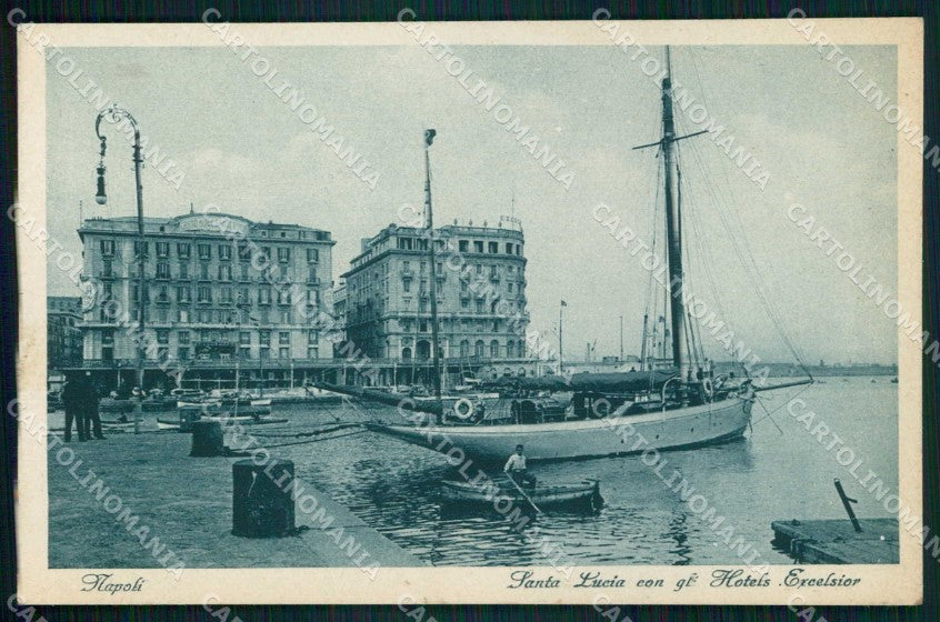 Napoli Città Santa Lucia Barche Hotel Excelsior cartolina MX8062 – fronte