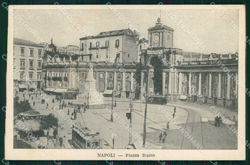 Napoli Città Piazza Dante Tram PIEGHE cartolina MX8079 – fronte