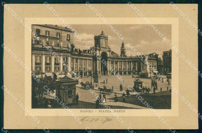 Napoli Città Piazza Dante Chioschi cartolina MX8083 – fronte