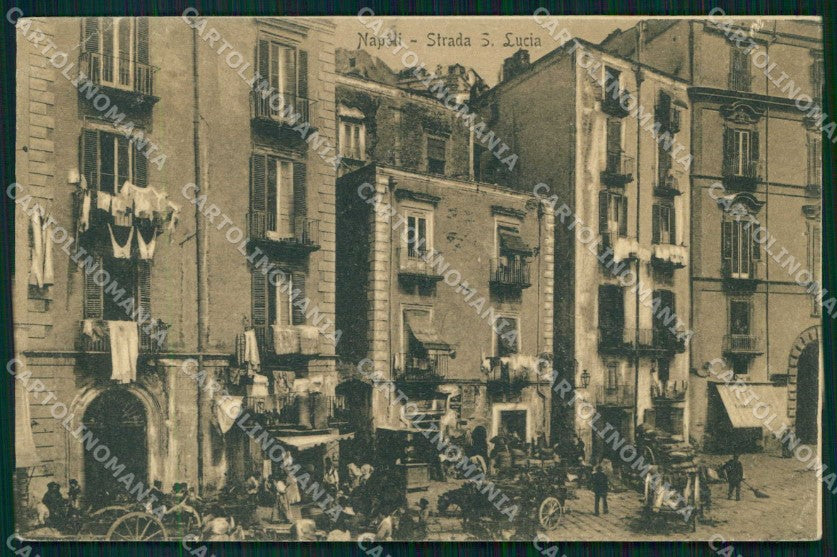 Napoli Città Strada Santa Lucia cartolina MX8252 – fronte