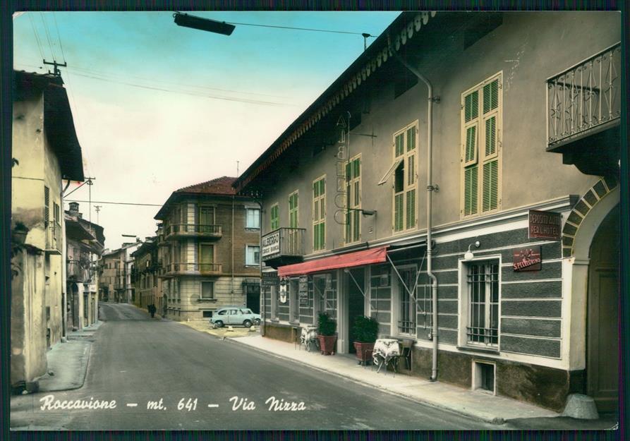 Cuneo Roccavione Auto Foto FG cartolina MZ0090 – fronte
