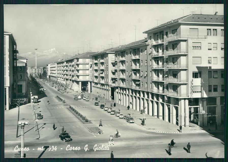 Cuneo città Corso Giolitti Auto Foto FG cartolina MZ0695 – fronte