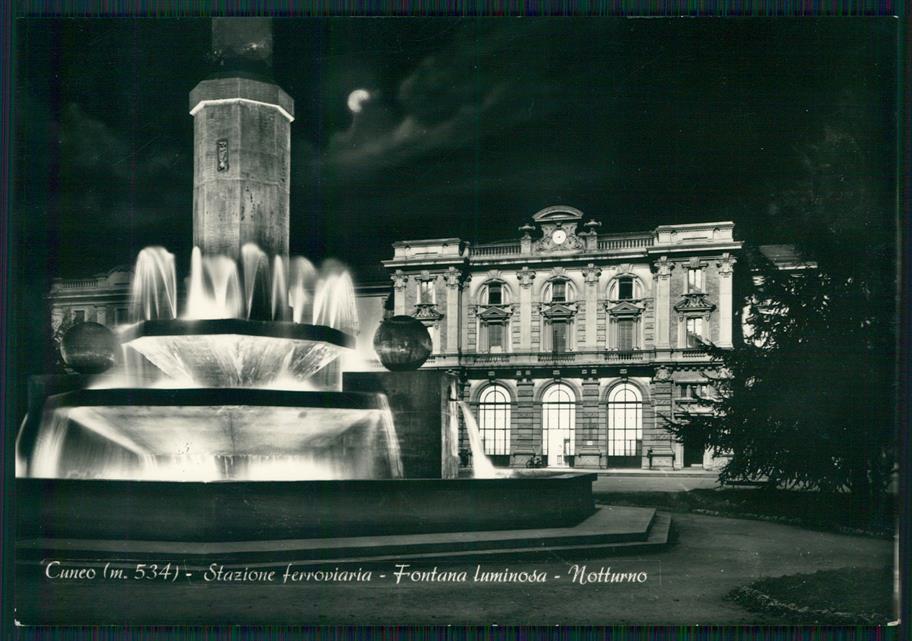 Cuneo città Chiaro di Luna Fontana Stazione Foto FG cartolina MZ0735 – fronte