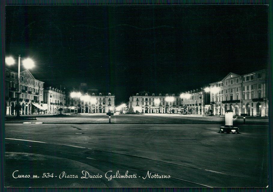 Cuneo città Piazza Duccio Galimberti Foto FG cartolina MZ0743 – fronte