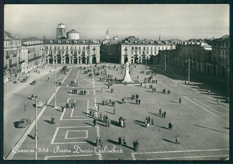 Cuneo città Piazza Duccio Galimberti Auto Foto FG cartolina MZ0745 – fronte