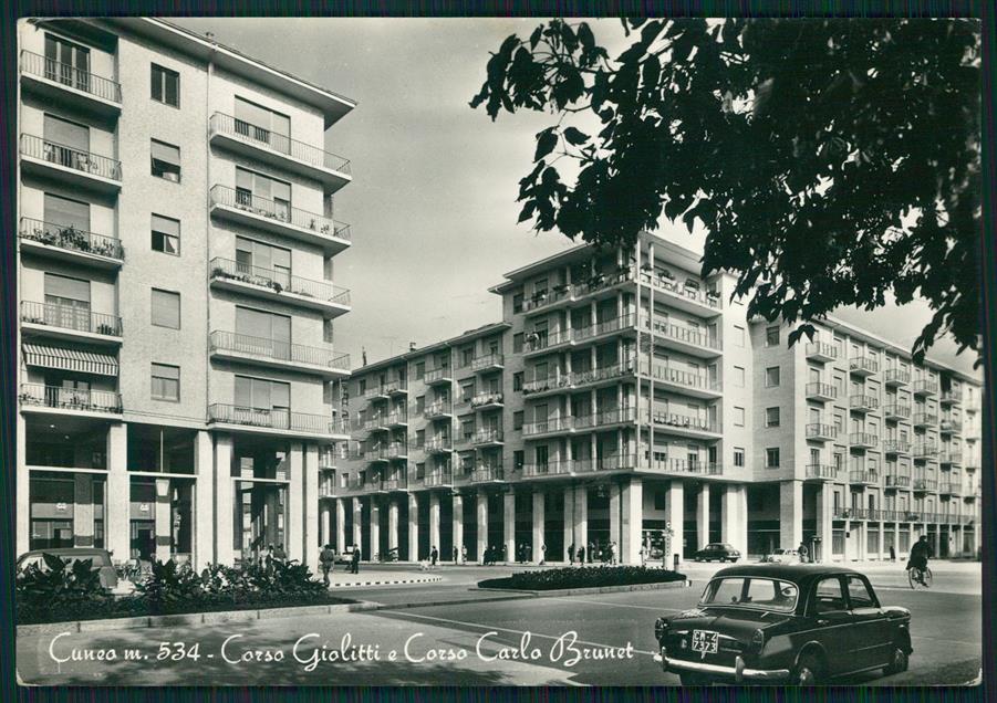 Cuneo città Corso Giolitti Auto Foto FG cartolina MZ0764 – fronte