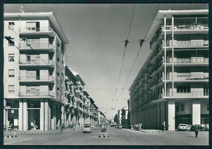 Cuneo città Corso Nizza Auto Foto FG cartolina MZ0765 – fronte