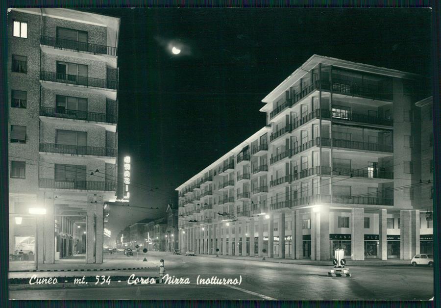 Cuneo città Corso Nizza Chiaro di Luna Auto Foto FG cartolina MZ0766 – fronte
