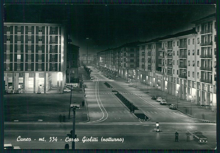 Cuneo città Corso Giolitti Auto Foto FG cartolina MZ0773 – fronte