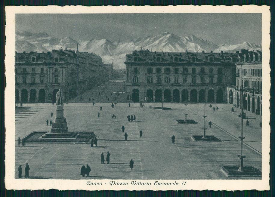 Cuneo città Piazza Vittorio Emanuele II FG cartolina MZ0805 – fronte