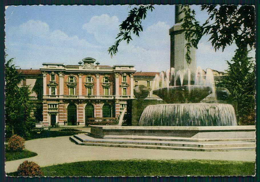 Cuneo città Fontana PIEGHINE FG cartolina MZ0808 – fronte