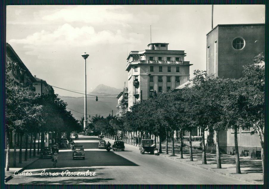 Cuneo città Corso 4 Novembre Auto Foto FG cartolina MZ0839 – fronte