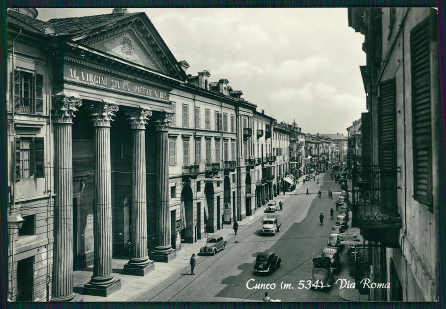 Cuneo città Via Roma Auto Foto FG cartolina MZ0878 – fronte