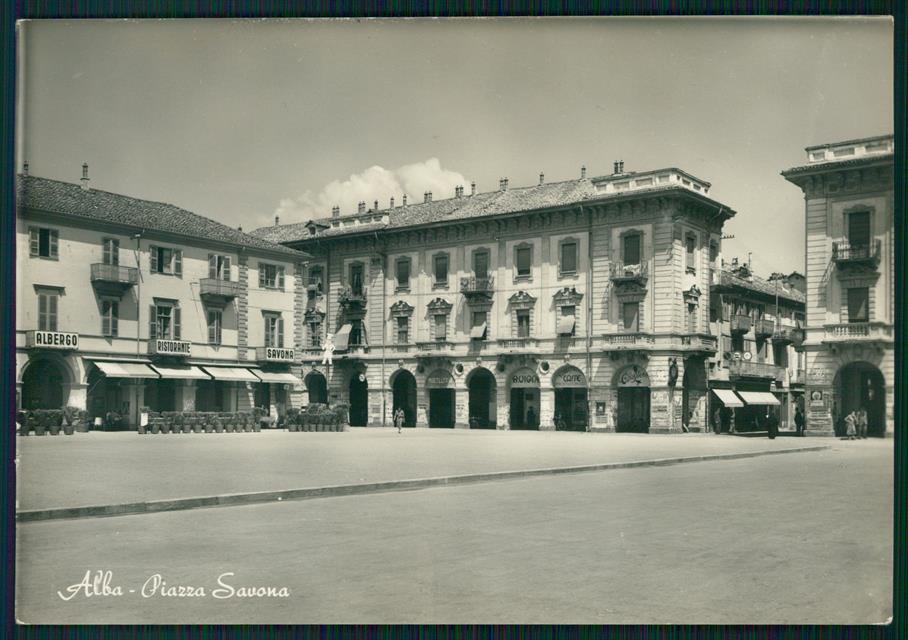 Cuneo Alba Piazza Savona Foto FG cartolina MZ1064 – fronte