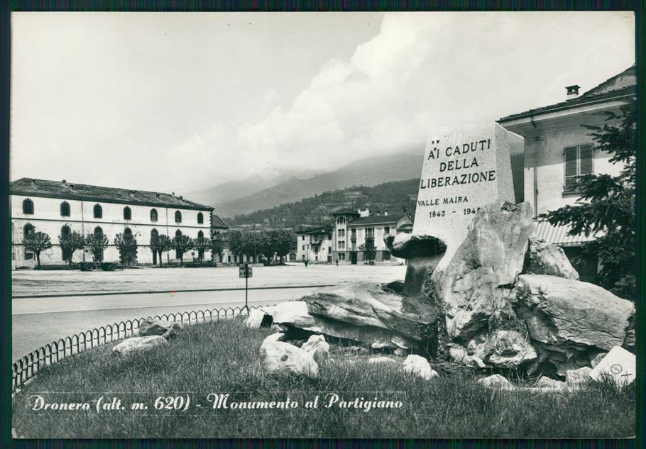 Cuneo Dronero Monumento al Partigiano Foto FG cartolina MZ1199 – fronte