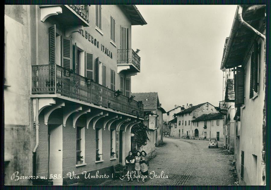 Cuneo Bernezzo Via Umberto I Foto FG cartolina MZ1266 – fronte
