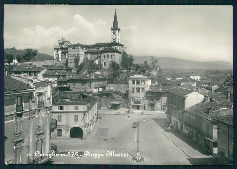Cuneo Caraglio Piazza Martiri della Libertà PIEGHE Foto FG cartolina MZ1283 – fronte
