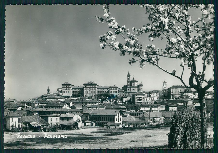 Cuneo Fossano Foto FG cartolina MZ1489 – fronte