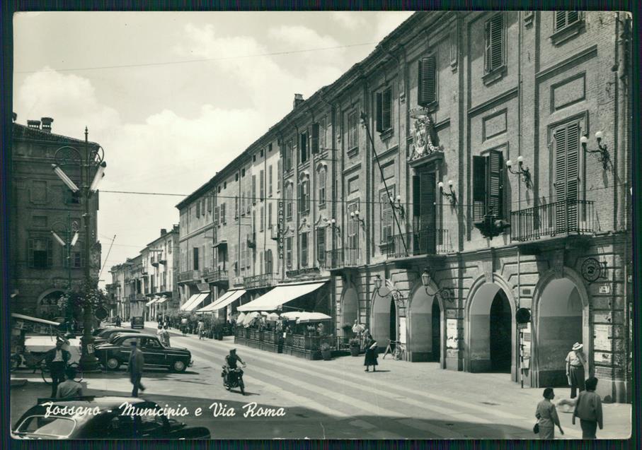 Cuneo Fossano Municipio Via Roma Auto Foto STRAPPINO FG cartolina MZ1498 – fronte