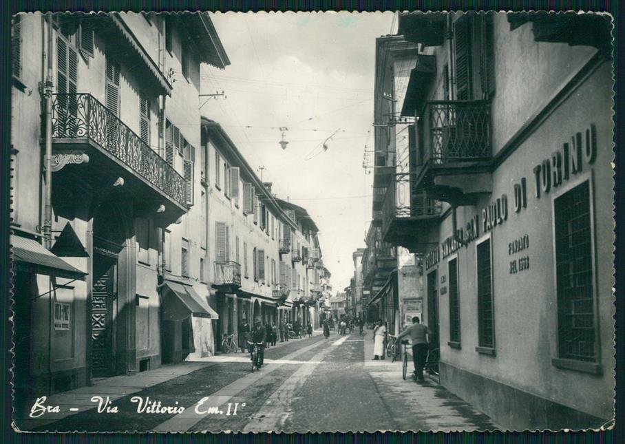 Cuneo Bra Via Vittorio Emanuele II Foto FG cartolina MZ1549 – fronte