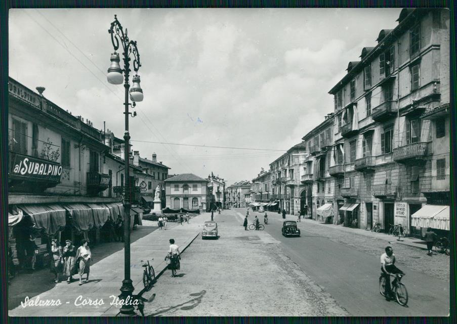 Cuneo Saluzzo Corso Italia Auto Foto FG cartolina MZ1652 – fronte