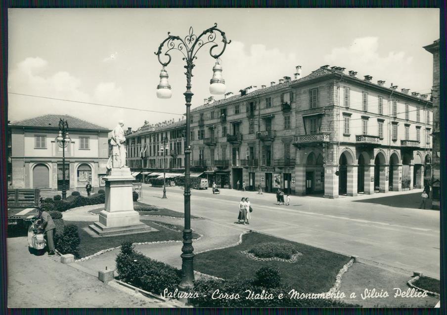 Cuneo Saluzzo Corso Italia Vespa Foto FG cartolina MZ1655 – fronte