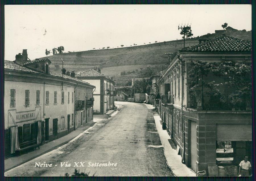 Cuneo Neive Foto FG cartolina MZ1882 – fronte