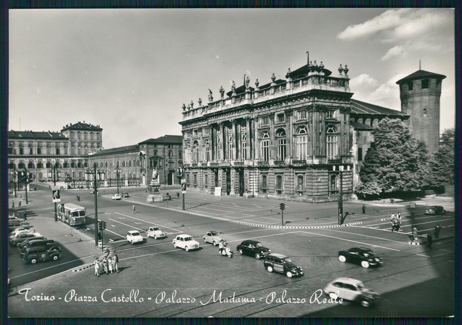 Torino città Piazza Castello Palazzo Madama Auto Foto FG cartolina MZ2487 – fronte