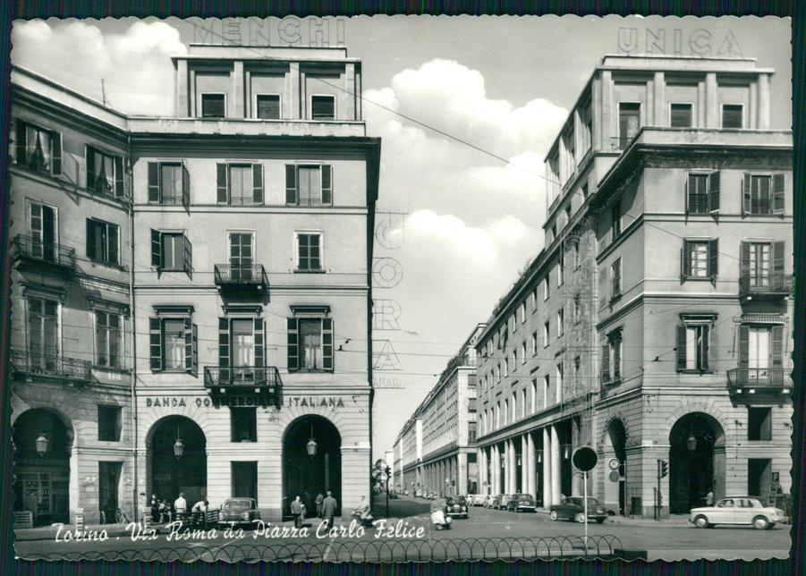 Torino città Via Roma Piazza Carlo Felice Auto Vespa Foto FG cartolina MZ2538 – fronte
