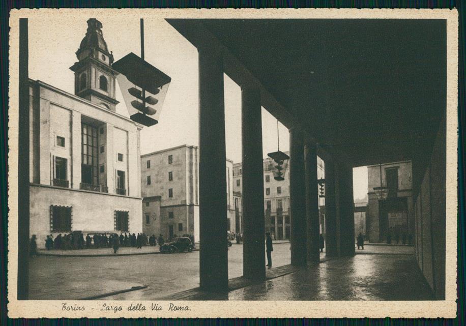 Torino città Largo della Via Roma FG cartolina MZ2565 – fronte
