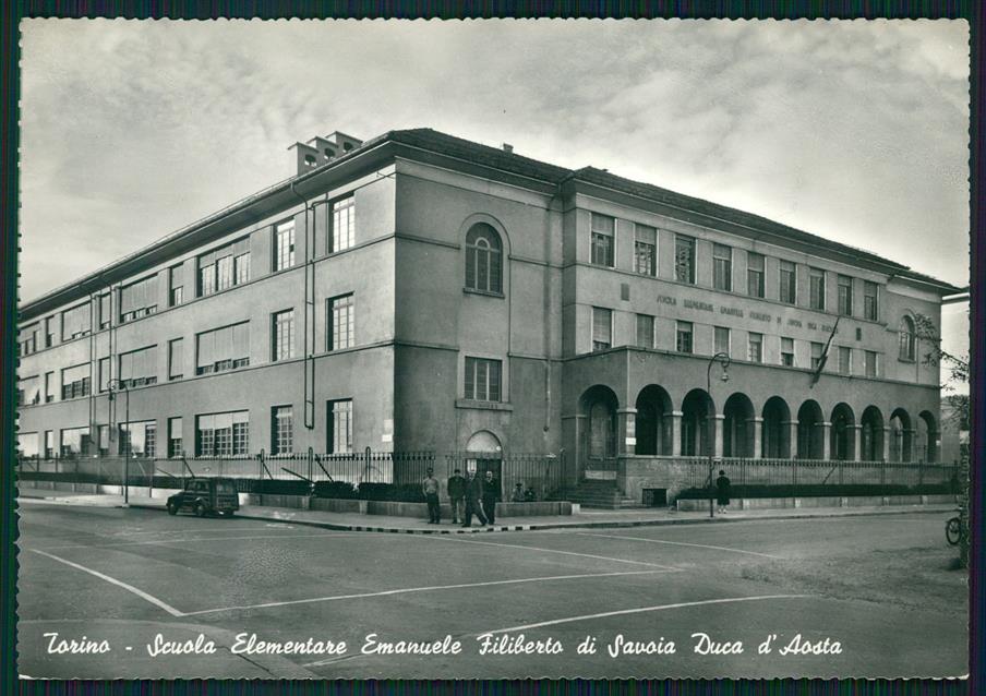 Torino città Scuola Elementare Auto Foto FG cartolina MZ2628 – fronte