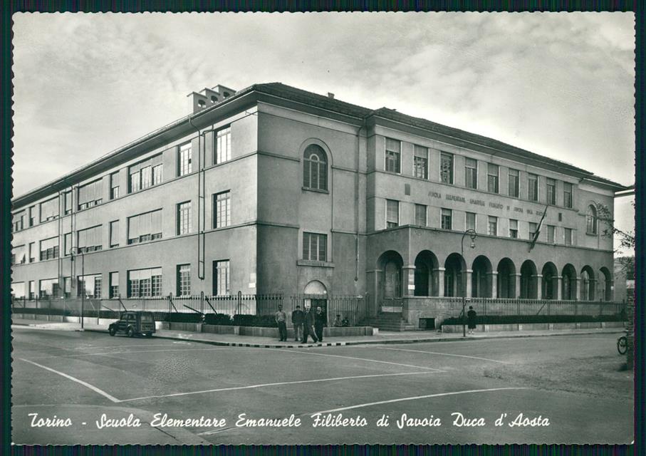 Torino città Scuola Elementare PIEGA Foto FG cartolina MZ2631 – fronte