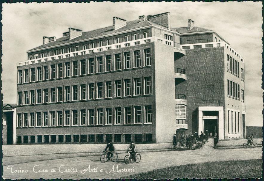 Torino città Casa di Carità Arti e Mestieri Foto FG cartolina MZ2716 – fronte