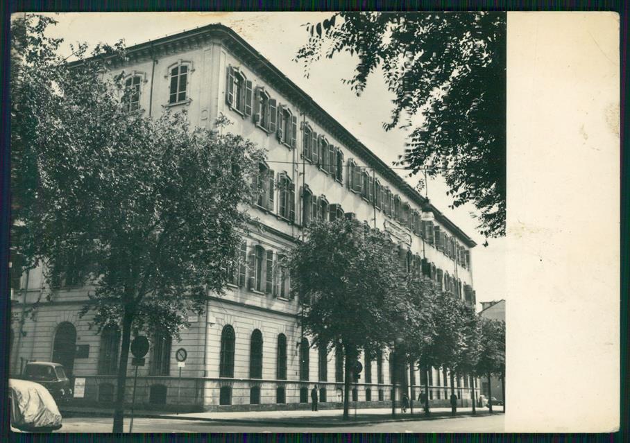 Torino città Via Madama Cristina Scuola Silvio Pellico Foto FG cartolina MZ3116 – fronte