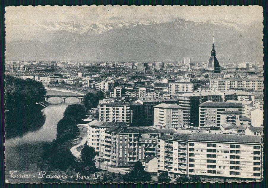 Torino città PIEGA FG cartolina MZ3229 – fronte