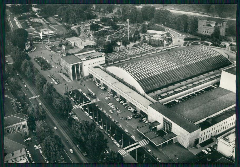 Torino città Palazzo delle Esposizioni Auto Foto FG cartolina MZ3233 – fronte